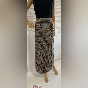 Express Vintage Black and Cream Geometric Maxi Skirt